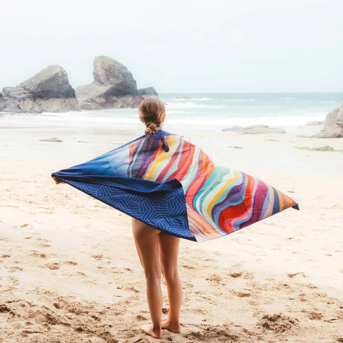 Lifeventure SoftFibre Giant Recycled Towel - Rainbow Mountain