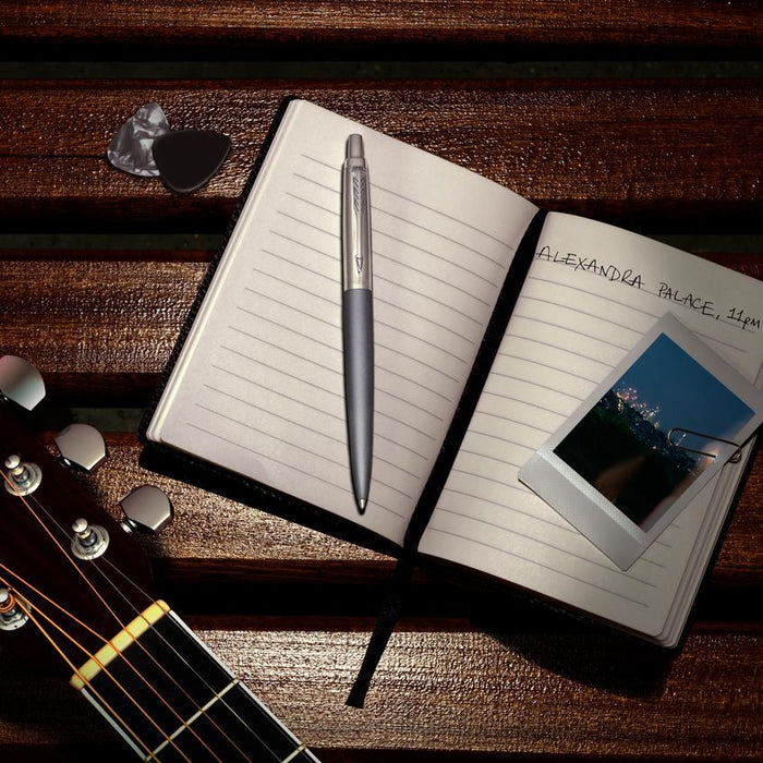 Parker Jotter XL Ballpoint Pen - Grey | Atlas Stationers.