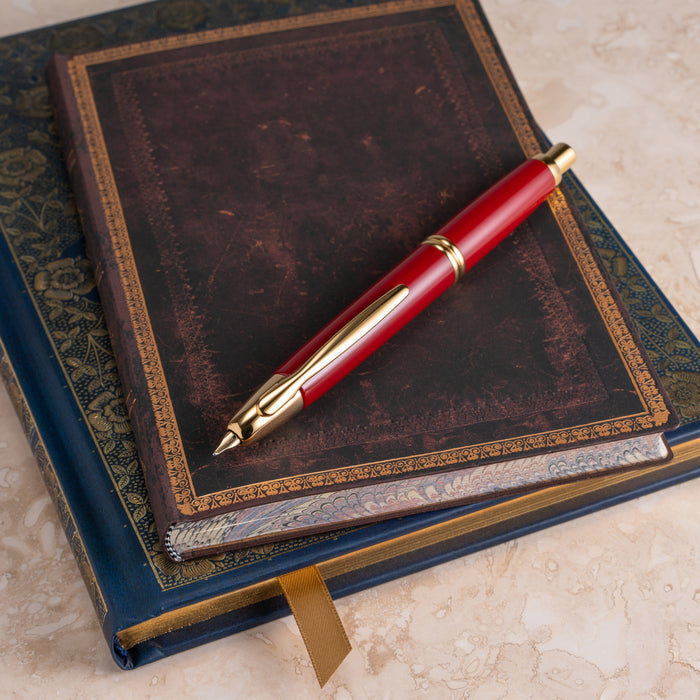 Pilot Vanishing Point Fountain Pen - Red | Atlas Stationers.
