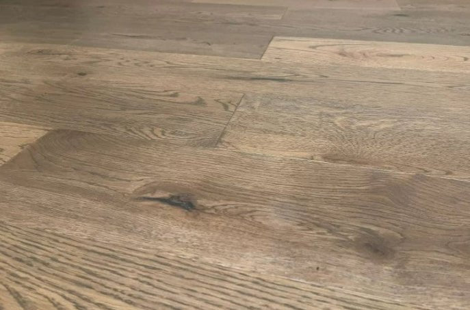 Reclaimed Engineered Heartland Oak Factory Finish