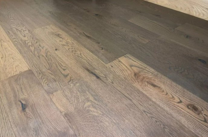 Reclaimed Engineered Heartland Oak Factory Finish