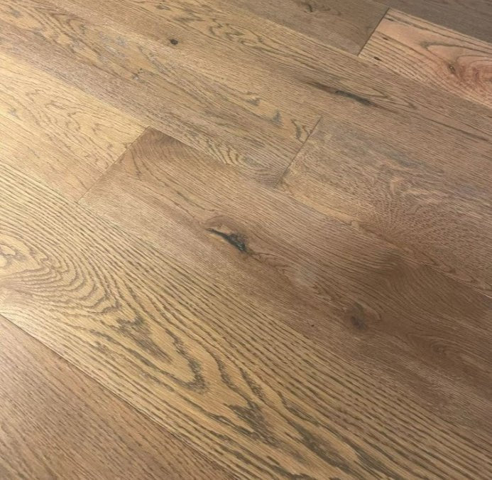 Reclaimed Engineered Heartland Oak Factory Finish