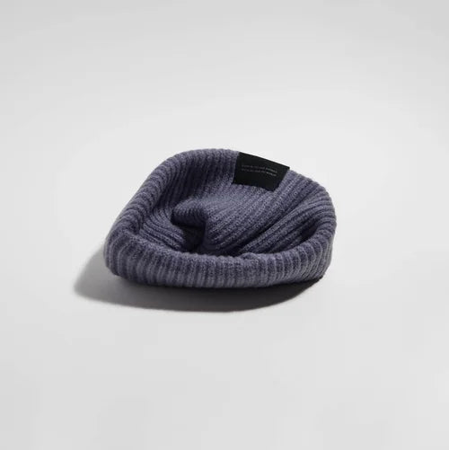 VÅGA Midweight Ribbed Beanie - Dust Blue